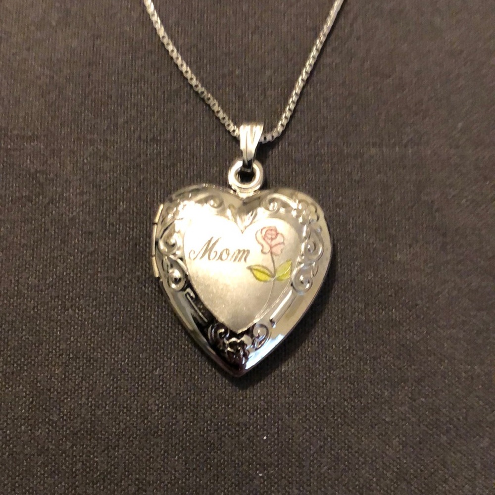 925 Sterling Silver Mom heart locket Mother’s Day